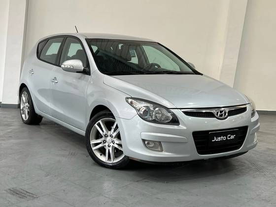 HYUNDAI I30 2.0 MPI 16V GASOLINA 4P MANUAL